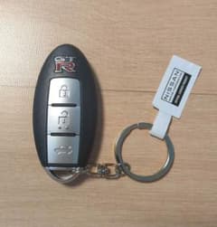 【中古】NISSAN GT-R　R35　コレクタブルキーのサムネイル