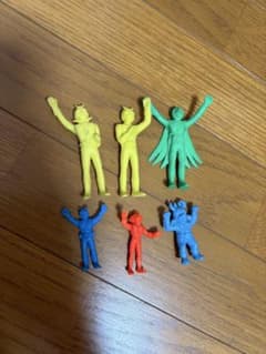 戦隊ヒーロー 消しゴム 6個セット レトロ キャラクター 文房具 コレクションのサムネイル