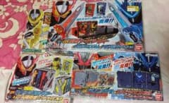 仮面ライダーセイバー DX玩具まとめ売りのサムネイル