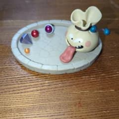 ドラゴンクエスト】おどるほうせきのアクセサリートレイ - メルカリ