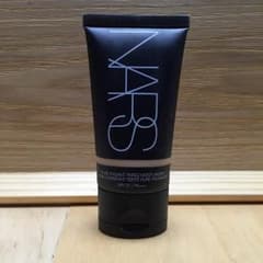 NARS ファンデーションのサムネイル