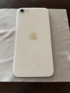 美品 iPhone SE2 64GB ホワイト - メルカリ