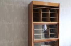 GMW様専用)イギリスアンティーク木製27杯シャツキャビネット/食器棚