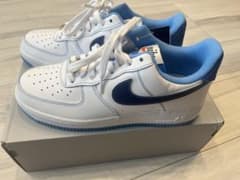 未使用品　NIKE エアフォース1 ホワイト/ブルーのサムネイル