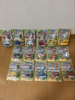 アンパンマン GOGOミニカーセット 16個のサムネイル