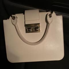 フルラショルダーバックのサムネイル