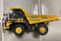 KOMATSU HD325 ダンプトラック ミニチュア - メルカリ