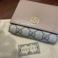 GUCCI 二つ折り財布 ベージュのサムネイル