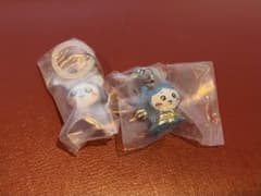 ちいかわ　めじるしアクセサリー　ハチワレ、モモンガのサムネイル