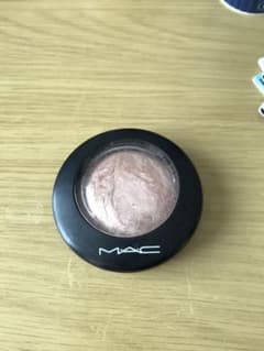 M・A・C ミネラライズ スキンフィニッシュのサムネイル