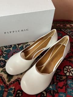 PIPPICHIC ピッピシック 新品未使用 パンプス ホワイト 37.5 - メルカリ 