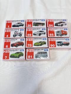 トミカ 11台セット まとめ売りのサムネイル