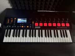 AKAI ADVANCE49 MIDIコントローラー - メルカリ