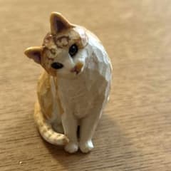 木彫り彫刻家　はしもとみお　猫の彫刻２ ウニちゃん