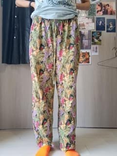 パンツ + Tシャツ セットのサムネイル