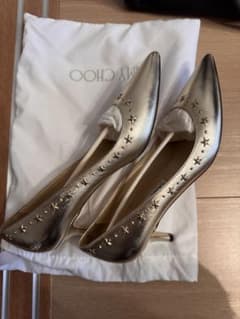 JIMMY CHOO ゴールド スタースタッズ パンプスのサムネイル