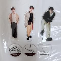 Stray Kids アクリルスタンド 3種セットのサムネイル
