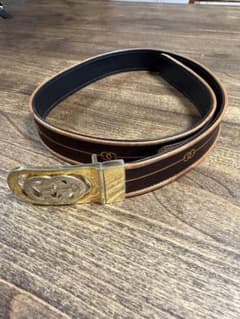 Gucci ブラウンレザーベルト ダブルGロゴ - メルカリ