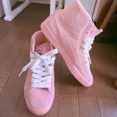 ！祝日限定値下げ！PUMA ハイカットスニーカーのサムネイル