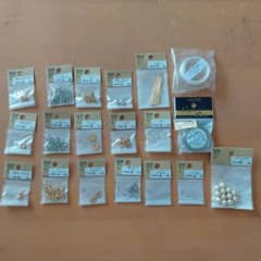 ハンドメイド アクセサリー材料 19点セットのサムネイル