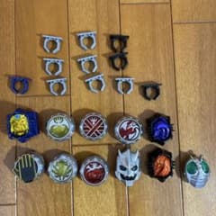 仮面ライダーウィザード リング11個セット(指につけるリング付き）のサムネイル