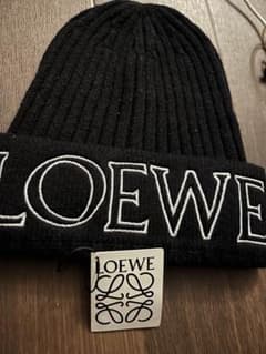 LOEWE ブラック ビーニー ニット帽ノベルティです。のサムネイル