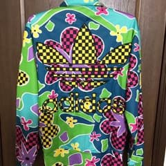 adidas 定価¥32,300＋税のサムネイル
