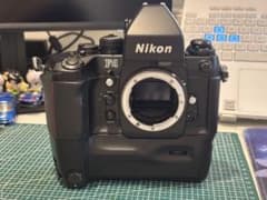 美品】Nikon F4 本体 MB-23 バッテリーパック付 DA-20 - メルカリ