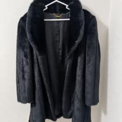 NEW FABRIC SEVET.FUR ブラック フェイクファーコート 13号のサムネイル