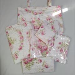 ローラアシュレイ キッチンファブリック ハッピーバッグ ミトン エプロン マット ローラアシュレイ キッチンファブリック ハッピーバッグ ミトン