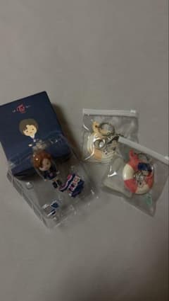 TWICE フィギュアのサムネイル