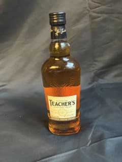 Teacher's Highland Cream スコッチウイスキーのサムネイル