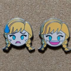 ディズニアナ　ピンバッジ エルサとアナのピンバッジ - メルカリ