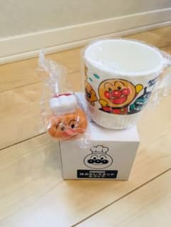 ✨新品✨アンパンマンコップ＆歯ブラシスタンドのサムネイル