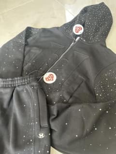 H heart logo rhinestone zip hoodieセットアップ - メルカリ