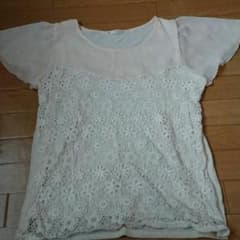 美品♥フリルTシャツのサムネイル