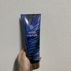 新品 Victoria's Secret ワイルドネロリフレグランスローションのサムネイル