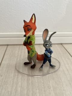 【新品タグ付き】ディズニーストア ズートピア ニックワイルド ジュディホップス ディズニー ジュディ ポップス ＆ ニック ワイルド ボールペン 2点