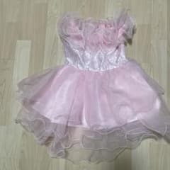 《値引き中》ピンク フリル付きフォーマルドレスのサムネイル