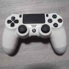 【ジャンク品】PS4コントローラー SONY ホワイトのサムネイル