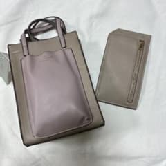 ショルダーバックのサムネイル