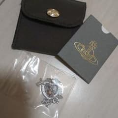 Vivienne ネックレスのサムネイル