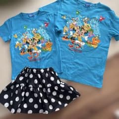 Disney Tシャツ　親子コーデ　サイズ130、Ｍのサムネイル