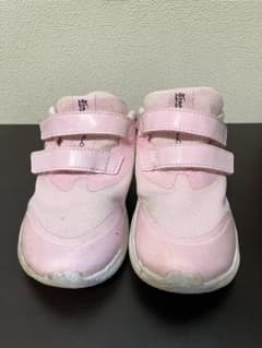 Nike ピンク スニーカーのサムネイル