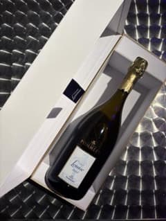 Pommery Cuvee Louise 2004 ギフトボックス入り外箱に傷 - メルカリ