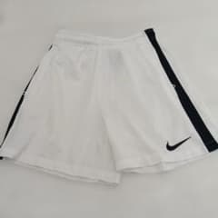 Nike DRI-FIT ショートパンツ ホワイト Mのサムネイル