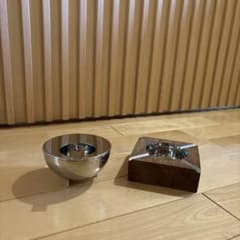 ALESSI 廃盤の灰皿(左) ALESSI 廃盤の灰皿(左) - メルカリ