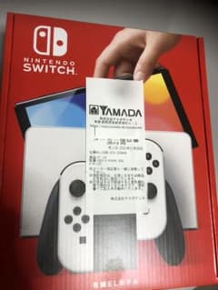 ☆新品　未開封☆Nintendo Switch本体 有機ELモデル 白のサムネイル