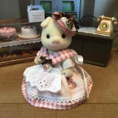 洋菓子店の店員さん☆着せ替え☆シルバニアファミリー☆お母さんサイズのサムネイル