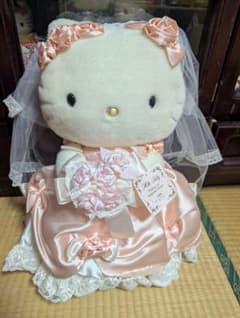Hello Kitty ウェディングドレス ぬいぐるみのサムネイル
